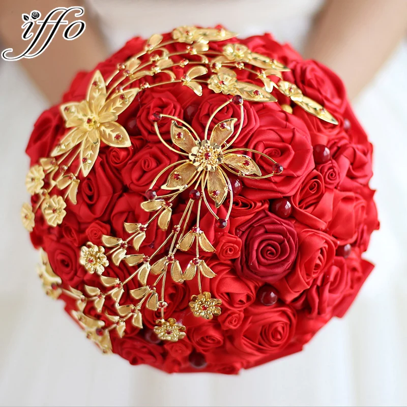 red and gold bouquet