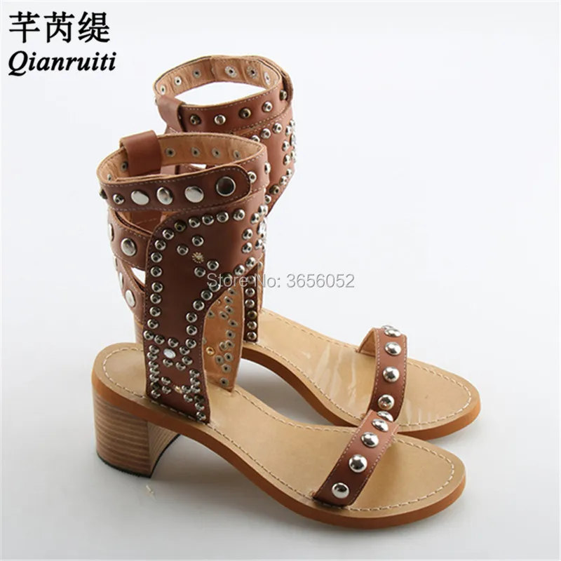 

Qianruiti Rome Vintage Leather Shoes Woman Rivet Studs Summer Casual Sandles Open Toe Ankle Strap Block Heels Gladiator Sandals