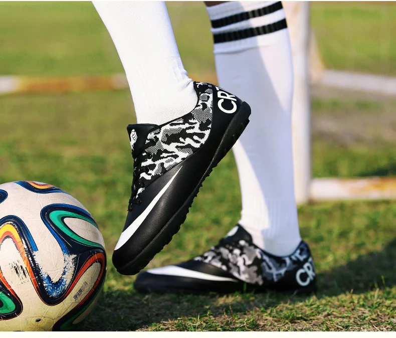Срабатывает футбольные бутсы Для мужчин футбольные бутсы Turf Футбол футбольные бутсы хард кроссовки Футбол сапоги Для женщин футбольные бутсы