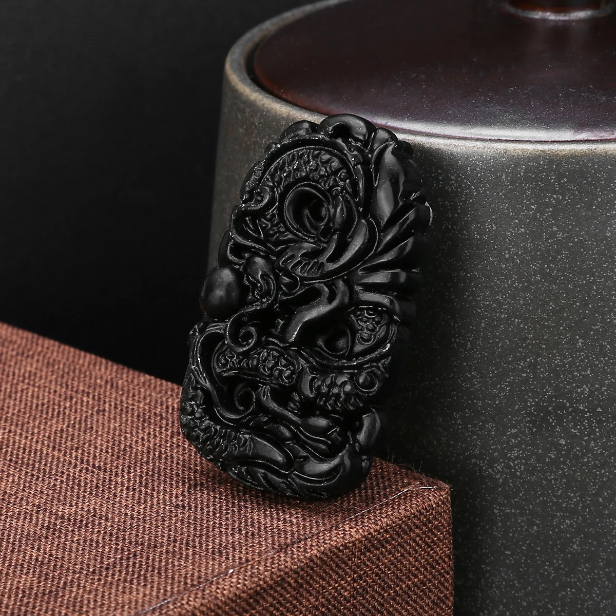 1pc New Chinese Natural Black Green Jade Carved Pendant Dragon Good Lucky Amulet Gift
