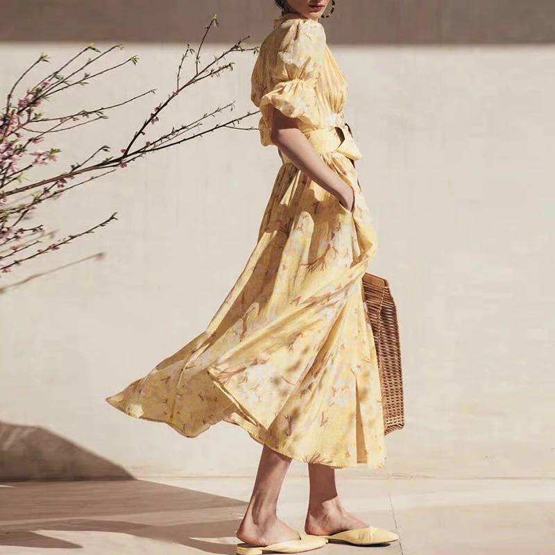 Aihuyigui летнее подиумное пляжное стильное платье с принтом женское полупышное платье с глубоким v-образным вырезом и поясом однобортное желтое Сексуальное Платье DR274