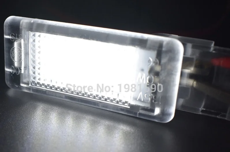 2 шт. 18SMD светодиодный любезно светильник для Audi A2 A3 A4 A5 A6 Q5 Q7 R8 светодиодный осветительных приборов для ног подсветки перчаточного ящика багажного отделения украшения лампы красный - Испускаемый цвет: White