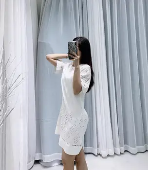 

2020 summer new cut hole embroidery hollow design loose short-sleeved dress