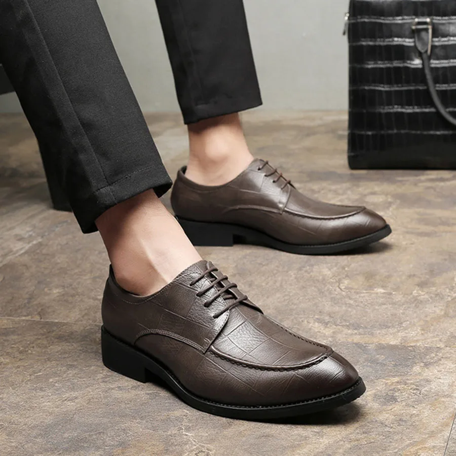 Retro Apontado Casuais De amp; Homens Britânico Negócios Cavalheiro Dos Maré Couro Sapatos Macio Respirável Preto Dedo Confortáveis marrom Nice Rendas qwPRFP