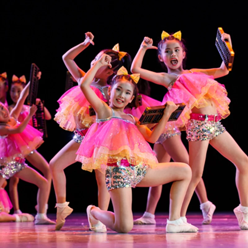 (10 комплектов) 61 детский день дети представление дети Танцевальное представление девушки яркий кусок платье выставка костюмы шоу одежда