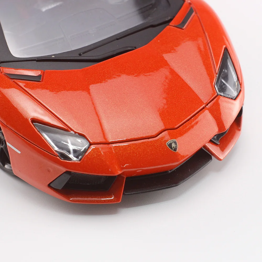 Моделирование 1:24 lambora Aventador LP700-4 спортивный автомобиль Реалистичная литая под давлением модель игрушечной машины Коллекция Подарочные игрушки для детей