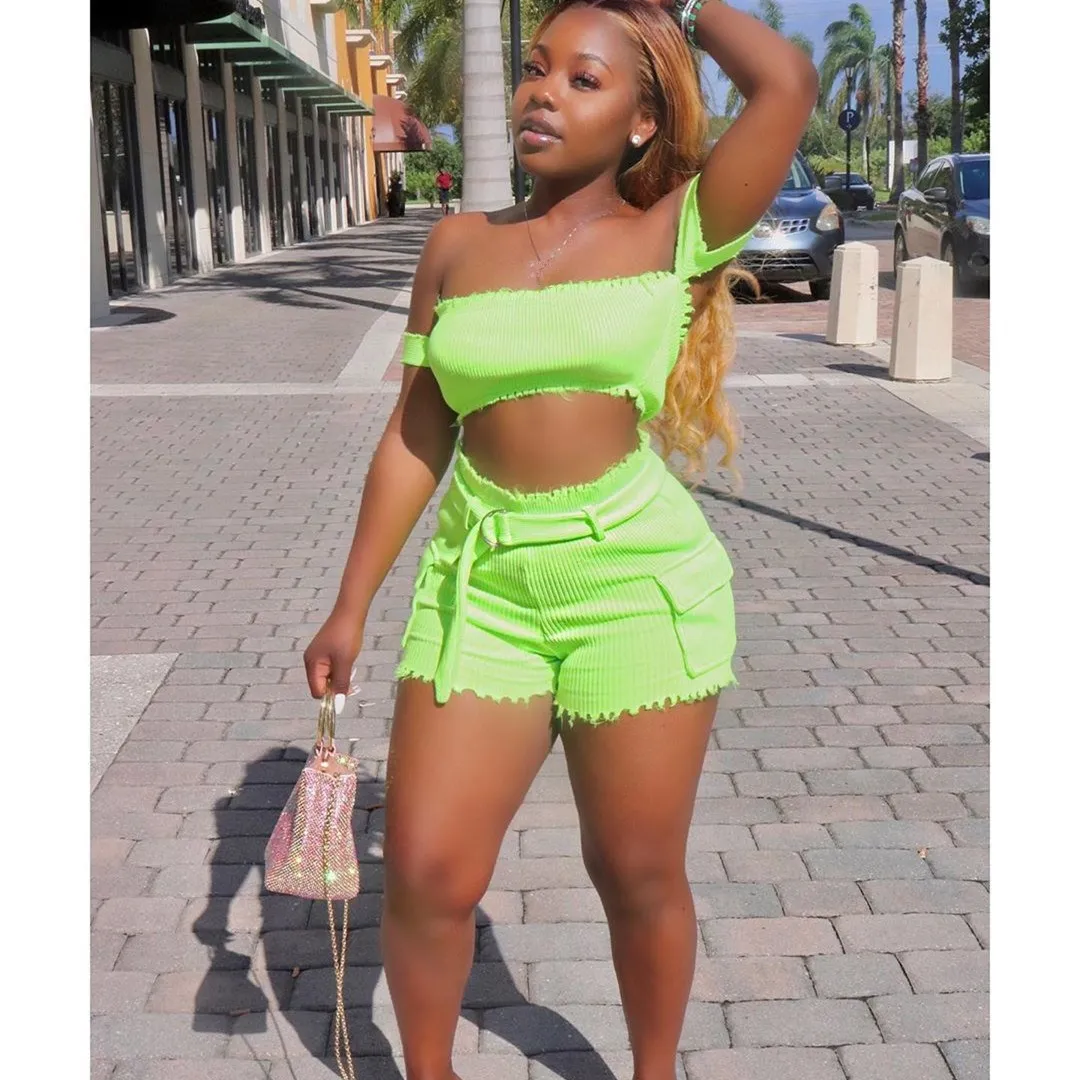 

2019 Summer Sexy Party Club Solid Two Piece Set Women Off Shoulder Crop Top And Shorts Bodycon 2 Piece Set