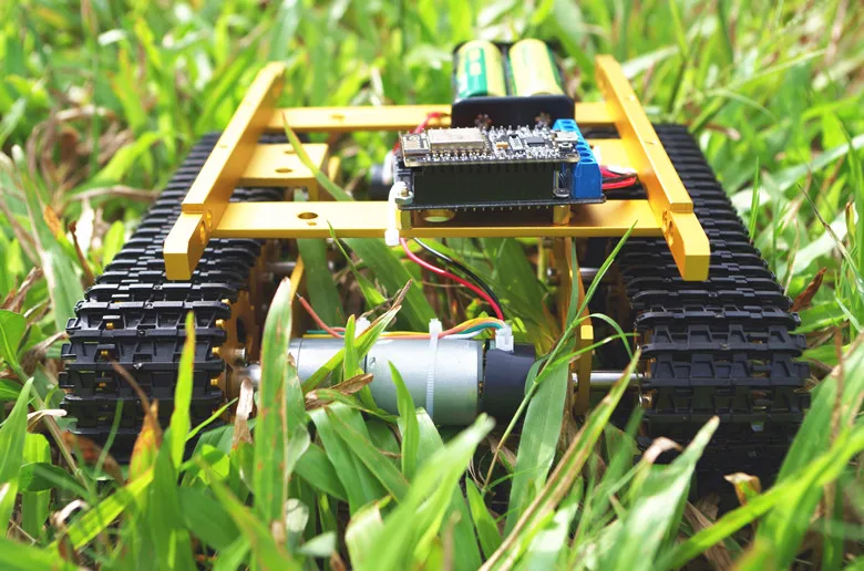 Rc Metal Wifi Telecomando Robot Tank Car Chassis Controllato Da Telefono Android Con Nodemcu Esp8266 Kit Scheda Motorizzata Fai Da Te
