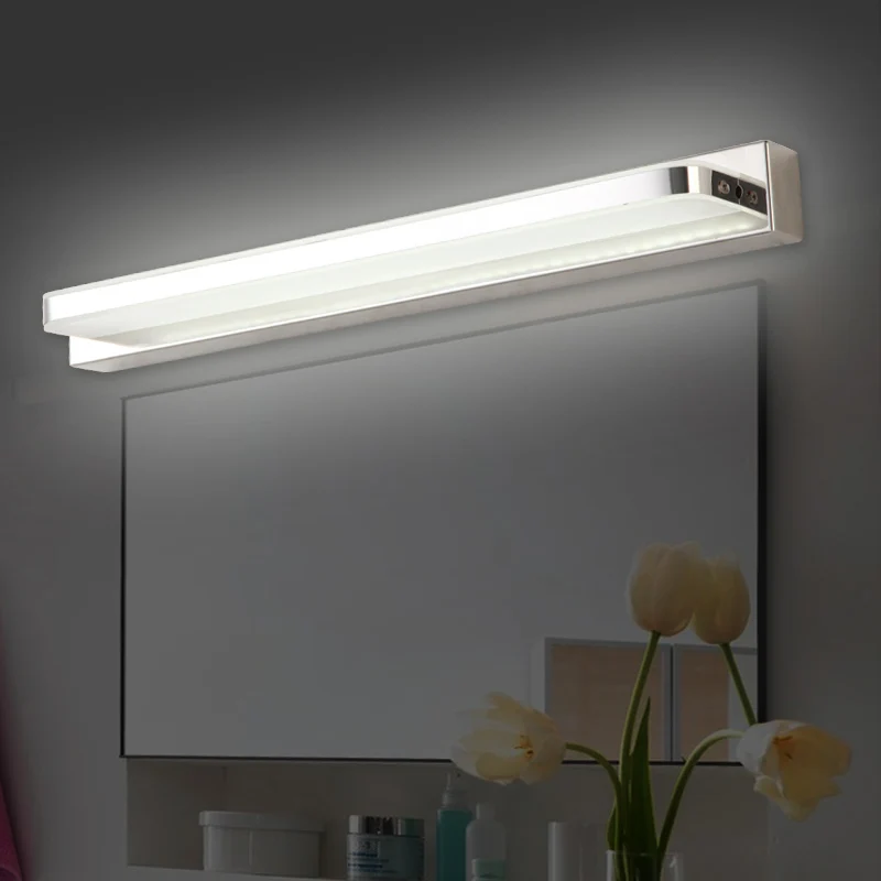 luce led sopra specchio bagno