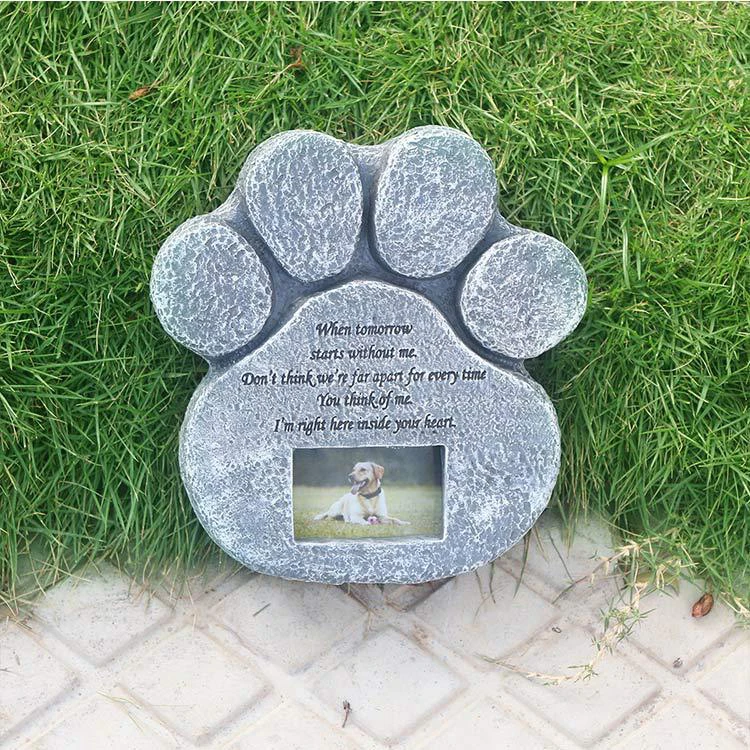 Pet Tombstone Customized Resin Handicraft Animal Souvenir with Photo Frame for Puppy Tombstone