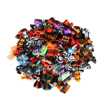 

100 pcs in pairs Dog Pet Halloween Grooming Accessories Skull Diamond Pet Dog Hair Bows Dogs Cat Pet Festival grooming Prodcuts