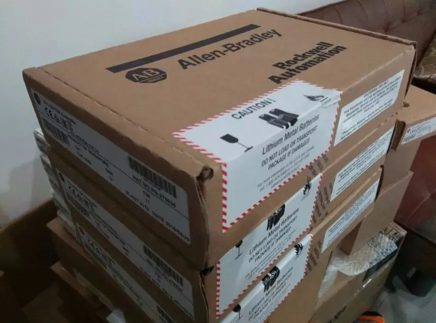 

ALLEN-BRADLEY 1769-IA16 CompactLogix 16 Pt 120VAC D/I Module, NEW AND ORIGINAL 100%, HAVE IN STOCK, FREE SHIPPING