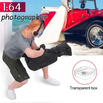 

1:64 Figure Half-Shooting Photographer Model Desktop Computer PC Decorations Scenario Model Toys for Model Lover for Matchbox