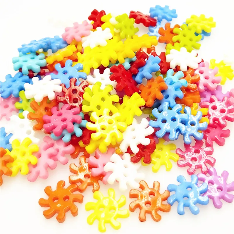 

CNCRAFT 50PCs Plastic Buttons 2 holes Snowflake Minxed Button Latest Design Scrapbooking Sewing Accessories Craft