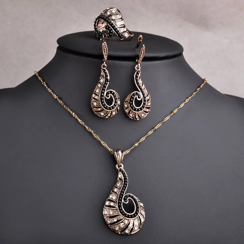 

Indian Jewelry Sets Music Note Pendants Stud Earrings Rings For Women Antique Gold Alloy Necklaces Aretes Bagues Bridal Schmuck
