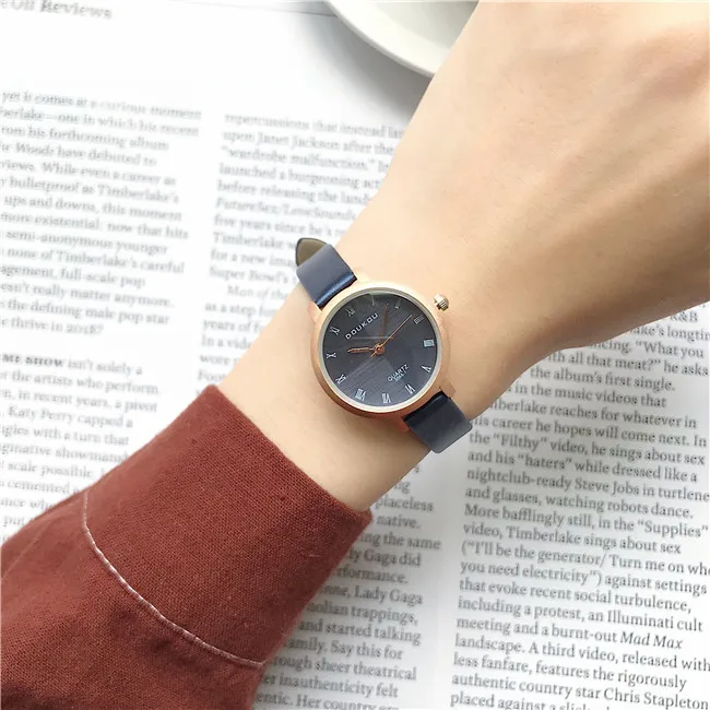 

Creative Ultra Thin Simple Retro Women Casual Quartz Watches Ladies Dress Leisure Watch Female Slim Elegant Watch reloj mujer