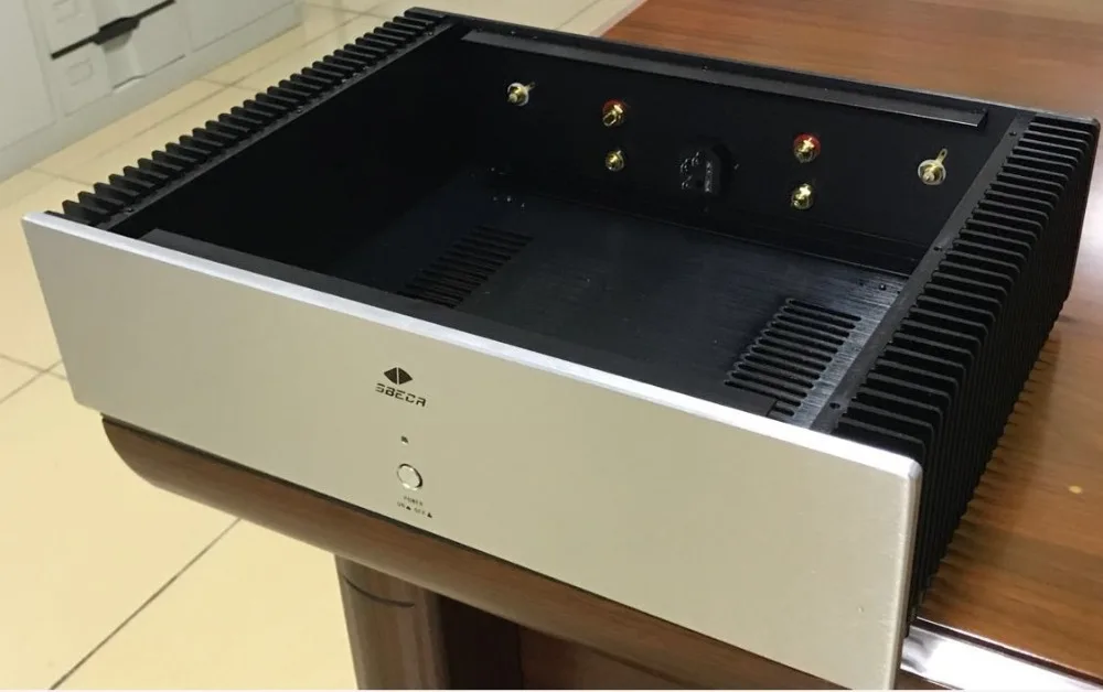 All aluminum external heat sink power amplifier chassis / rear chassis