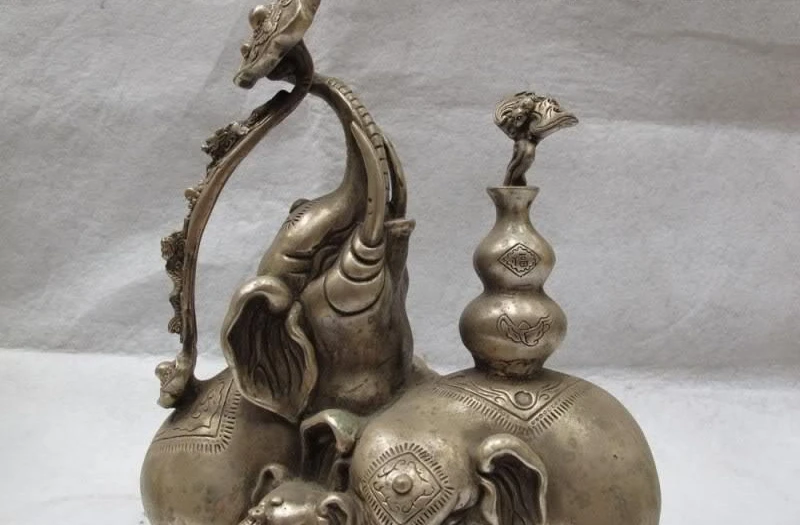 

10 China White Copper Silver Lucky Auspicious Ru Yi gourd Three Elephant Statue