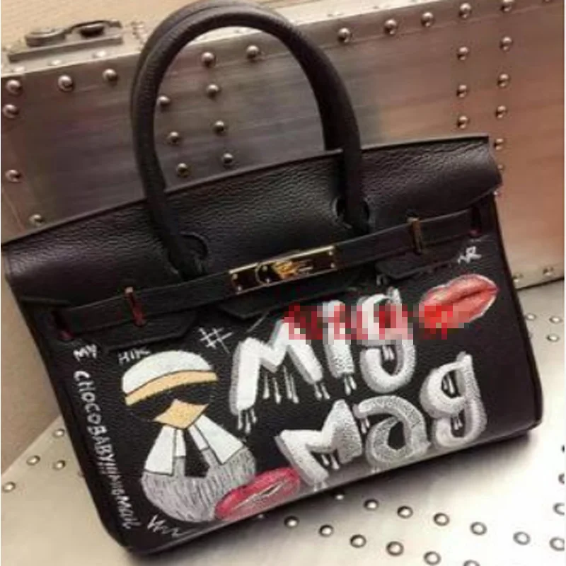 Spoof Graffiti Women Handbag Messenger Bags 100% Leather Bag Graffiti Spoof Graffiti Women's Hand Painting Handbags Gift