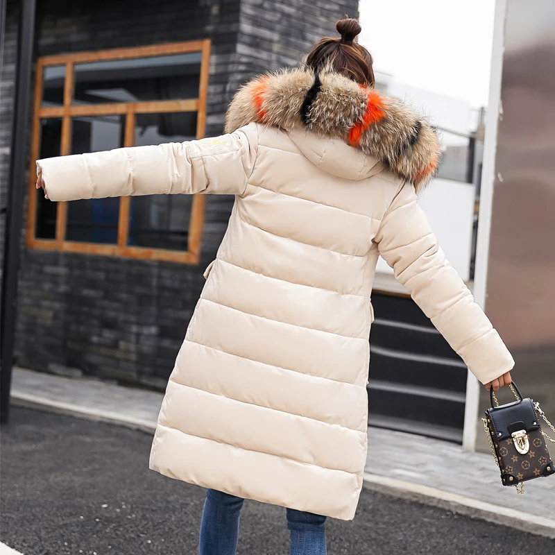 2018 nueva chaqueta de invierno gruesa a la moda para mujer con capucha de piel de terciopelo para mujer abrigo largo Parka LJ0748 - 2