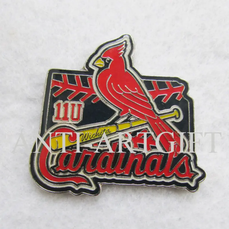 

Custom Animal Gold Plated Chain Cute red Birds Collar Clip Brooch Pin RED Birds Brooch Lapel Pin Men Women Clothes Accessory