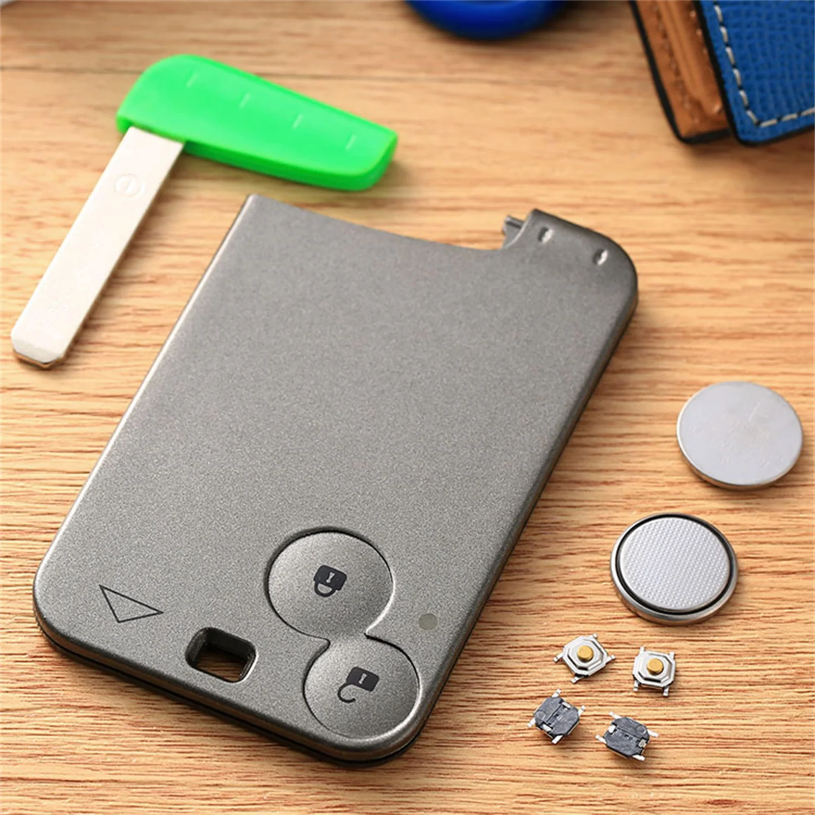

2 Buttons Car Fob Remote Key Shell for Renault Laguna& 2 Battery 4 Micro Switch Blade Replacement Smart Repair Kit