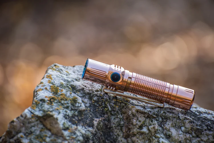 Olight M2R Cu Warrior медный 1500 люмен тактический светодиодный фонарик с батареей
