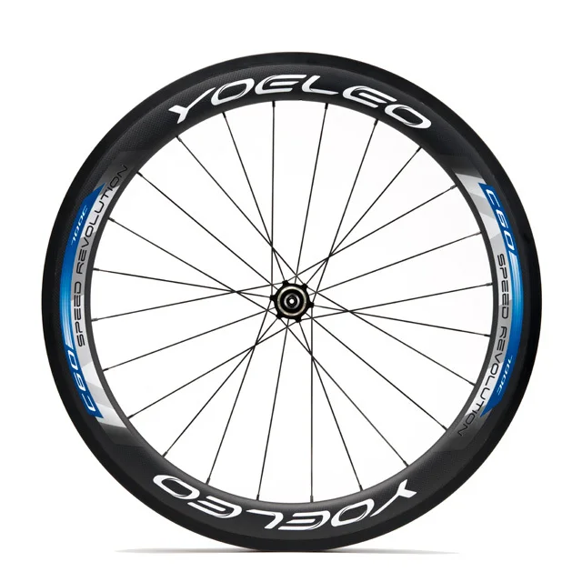 spokes in cycle wheel