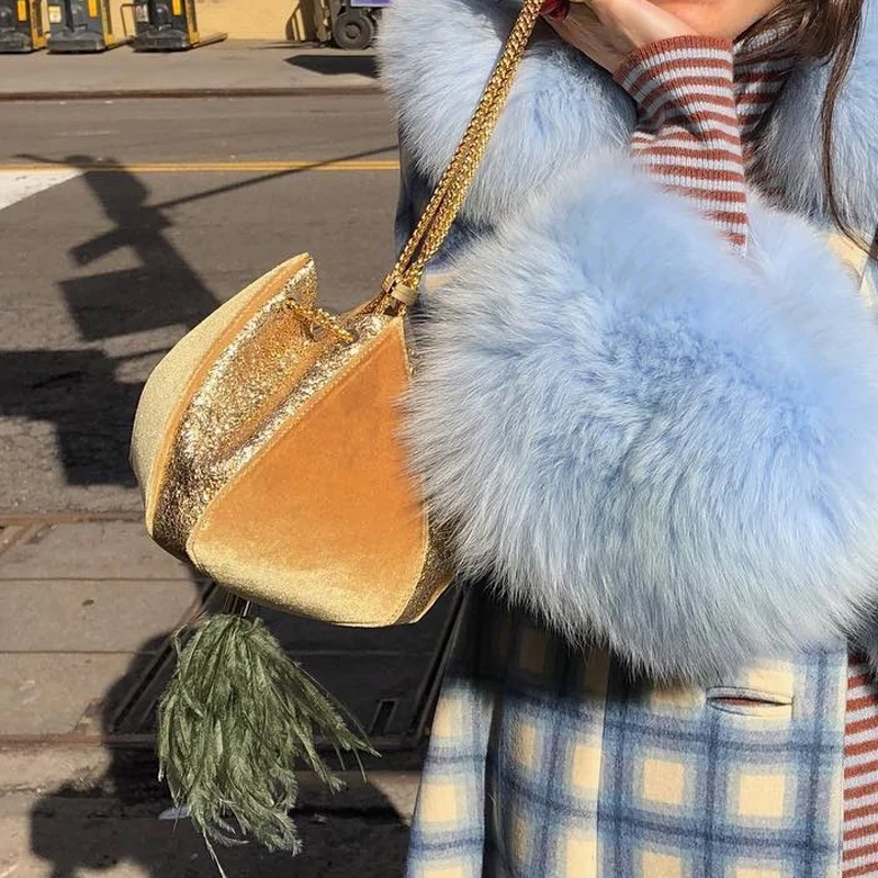 

British wind metallic leather velvet feather trim lanterns Bags exquisite flower drawstring handkerchief Messenger bag