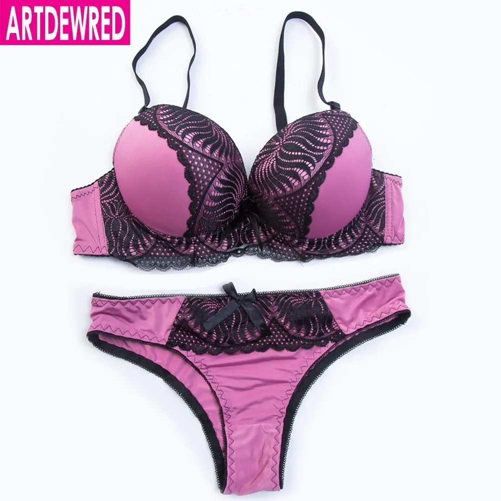 

Push Up Bra Set Sexy Briefs Pants Lingerie Deep V Embroidery Underwear Women Flower Lace Bra Set Two Quarters Female Underwear