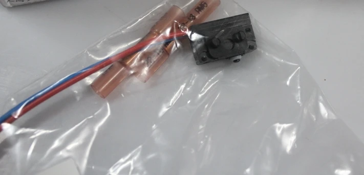 Микропереключатель для VW Volkswagen PASSAT B5 GOLF 4 MK4 BORA POLO TOURAN Audi A6 C5 3BD 998 785|switch micro switch|switch