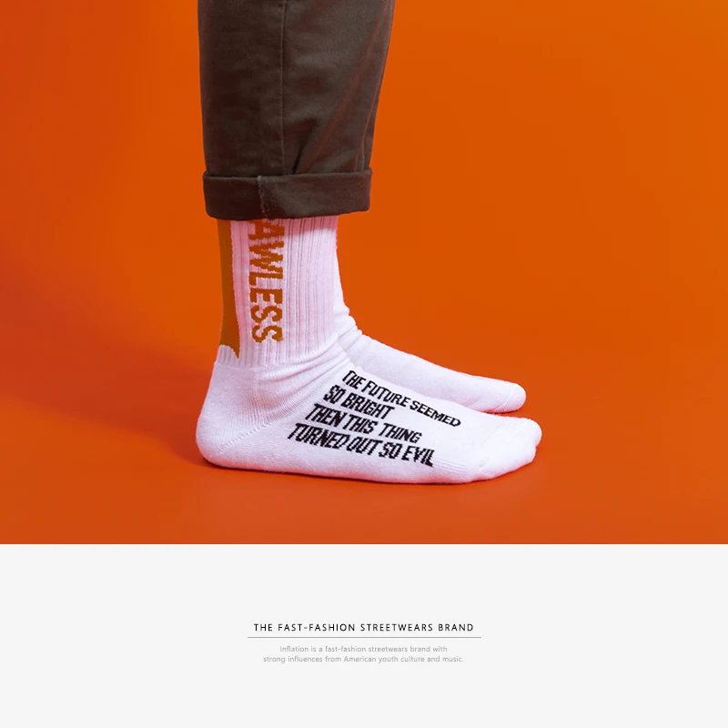 INFLATION 2018 männer frauen socken brief gedruckt socken hip hop streetwear ins casual Crew harajuku mode lange socken 921AI2018