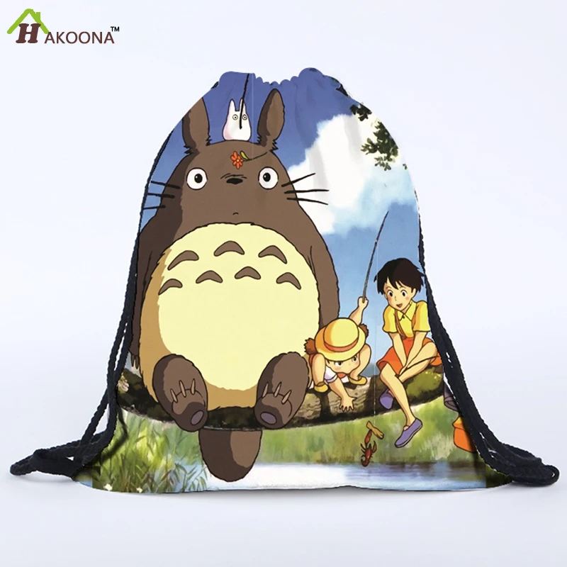 HAKOONA الكرتون Totoro نمط حقائب أحذية البوليستر النسيج السفر أكتاف رباط سحب لحقيبة ظهر تخزين أكياس المنظمون 39*30 سنتيمتر HAKOONA الكرتون Totoro نمط حقائب أحذية البوليستر النسيج السفر أكتاف رباط سحب لحقيبة ظهر تخزين أكياس المنظمون 39*30 سنتيمتر