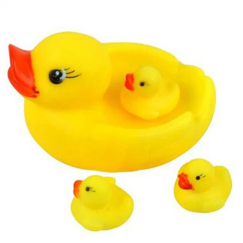 4PCS One Big Duck withThree Little Ducks Baby Bathing Developmental Toys Water Floating Squeaky