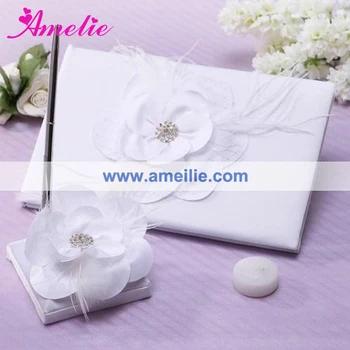 

White big flower wedding guestbook with pen