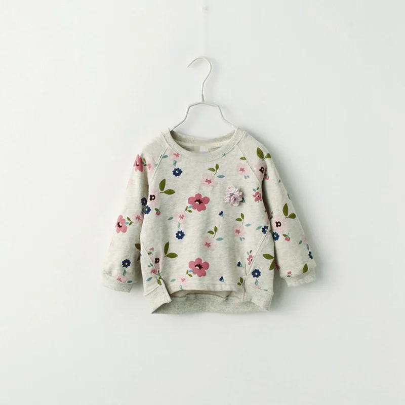 Baby Girls Shirt Autumn Winter Bottoming Shirts T-shirts Cotton long-sleeved Sweater Children's Clothing Baby Shirt With Brooch