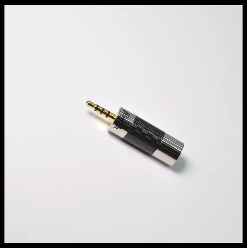 

Eagle logo 2.5MM Earphone plug HIFI Headphone Upgrade Line Gold Plated beryllium copper
