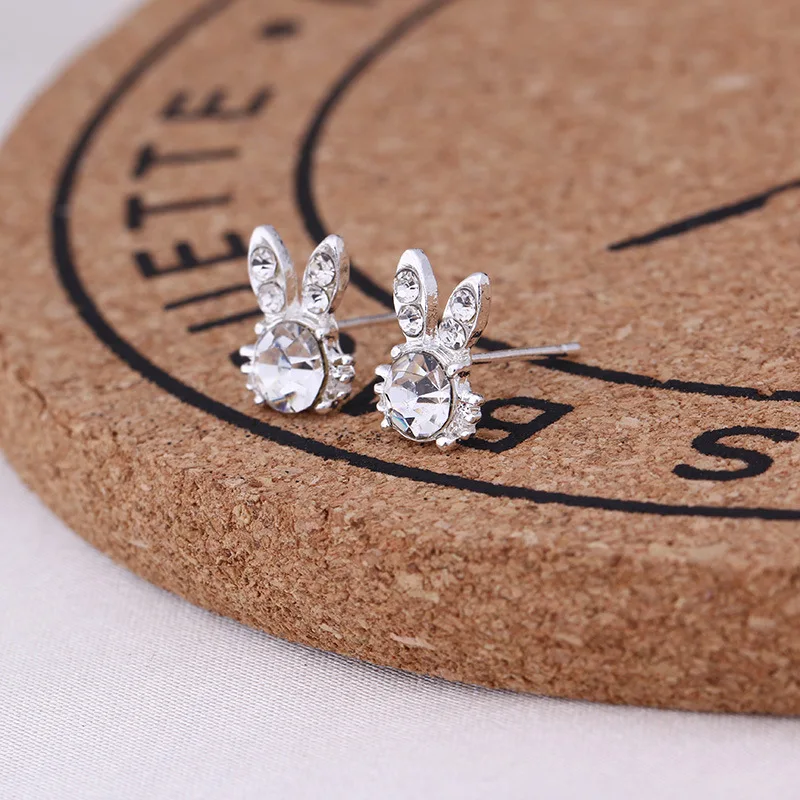 

Mossovy Geometric Irregular Rabbit Zircon Silver Stud Earrings for Women Fashion Alloy Earrings for Female Jewelry Oorbellen