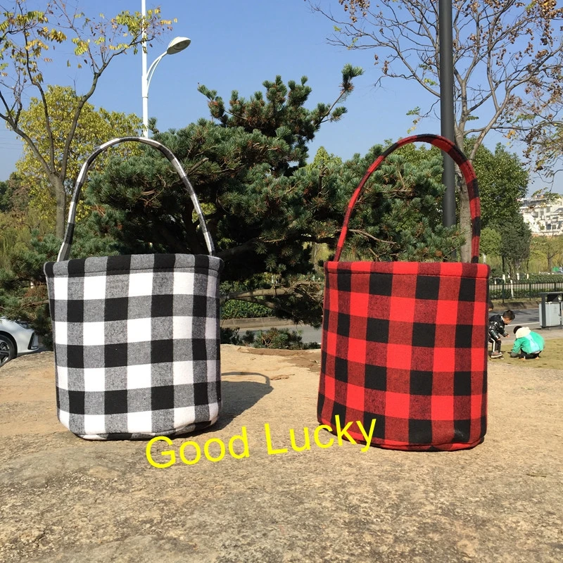 buffalo plaid bucket (4)