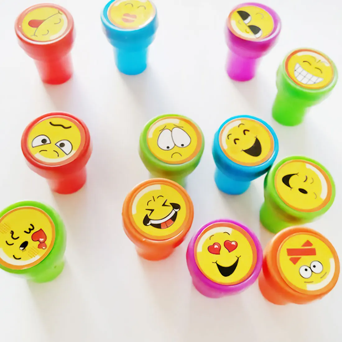 high quality 10pcs Kids Emoji Cartoon Stamp Smile Face Stamps Children