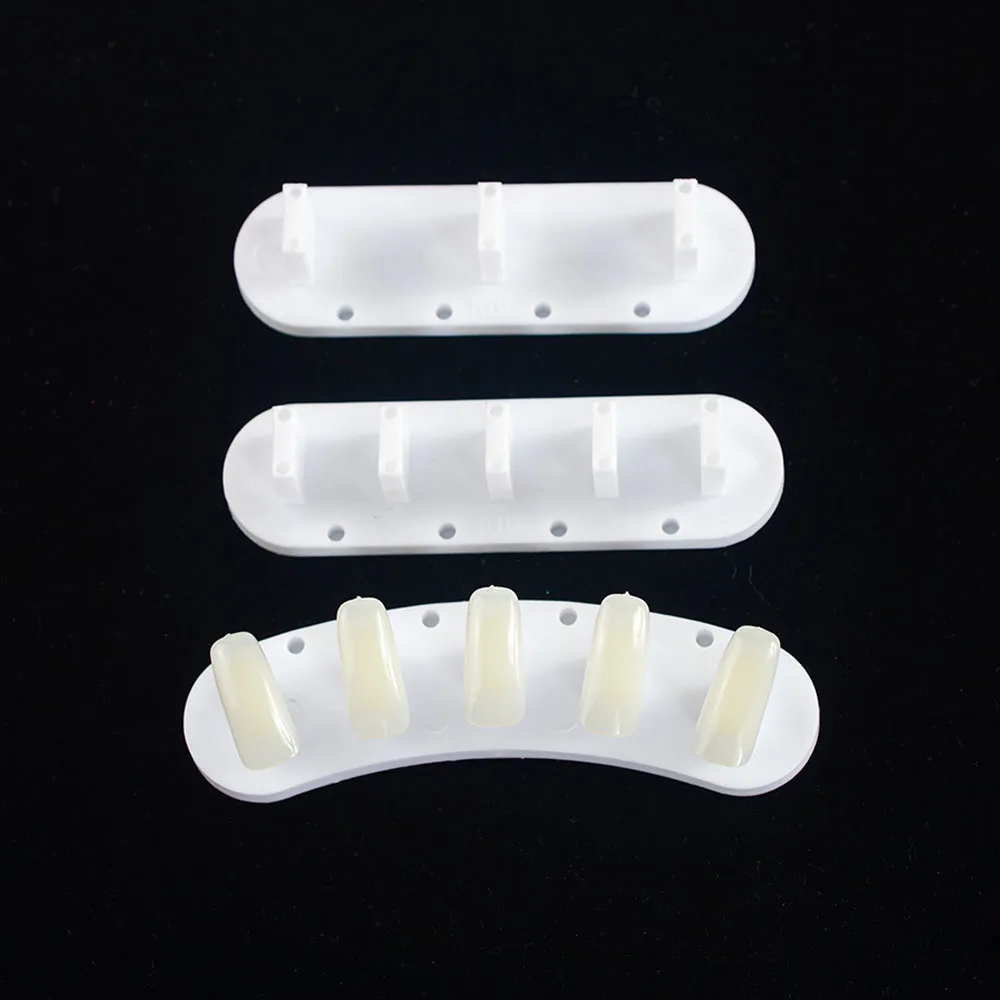 

1 Sets 3 styles Dismountable Practice Removable Nail Training Holder+10pcs False Nail Tips Nail Art Practice Manicure CH222
