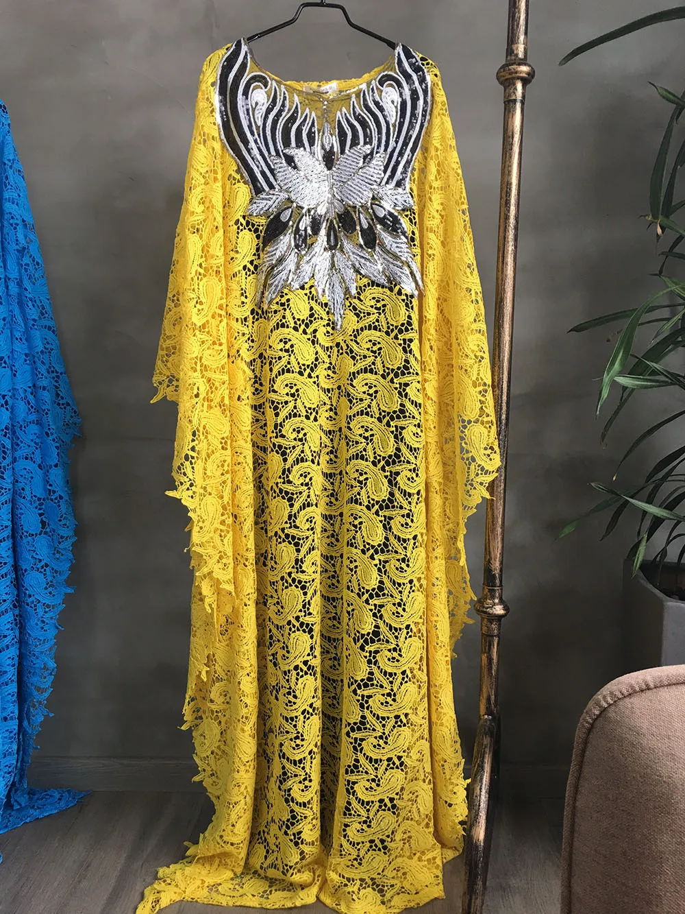 Стиль африканская женская супер размер Дашики Мода водорастворимые кружева свободная юбка с бисером вышивка длинное платье