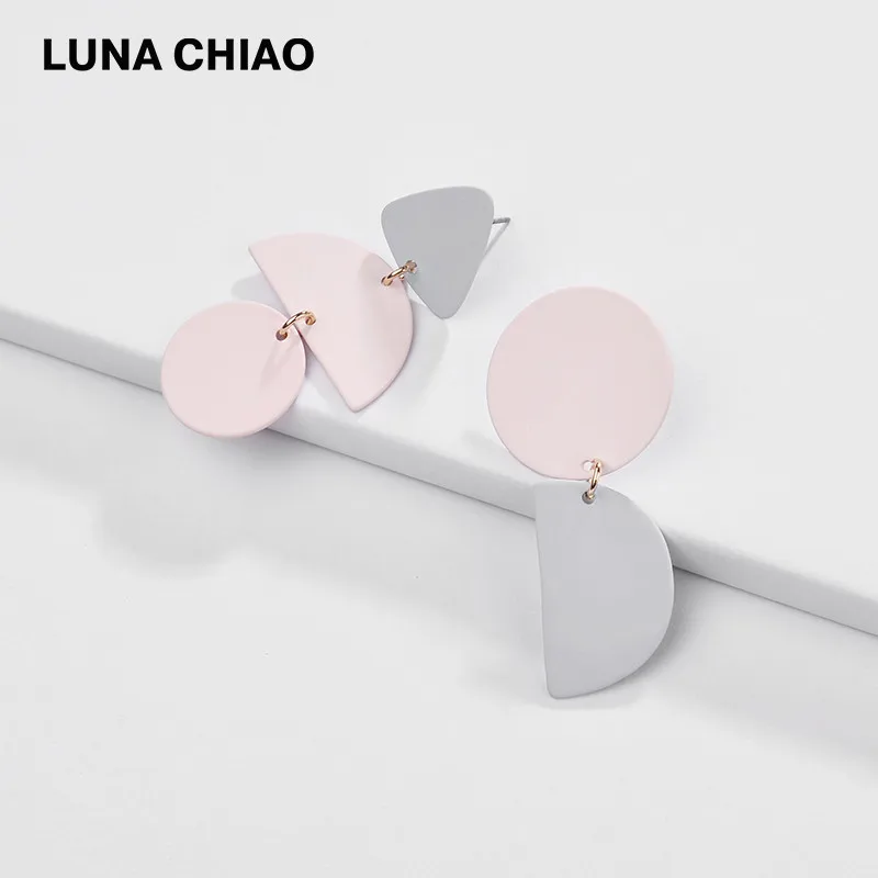 LUNA CHIAO Модные женские аксессуары Bijoux матовые цветные неподходящие геометрические металлические массивные серьги для женщин - Окраска металла: Grey