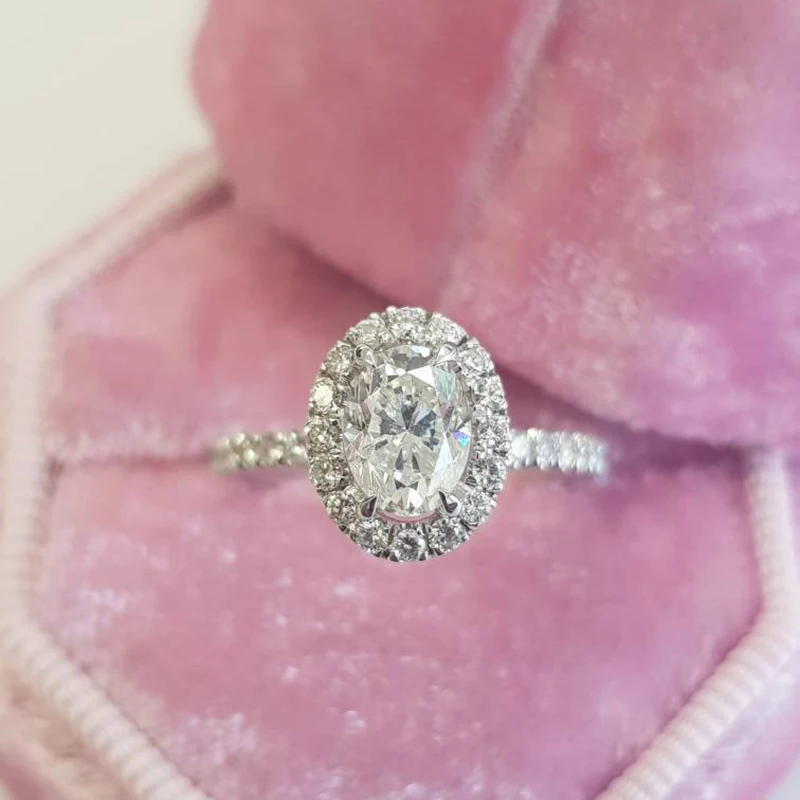 

Luxury Female Crystal Oval Ring With Zircon Stone Fashion Silver Wedding Cocktail Ring Promise Big Engagement Rings For Women