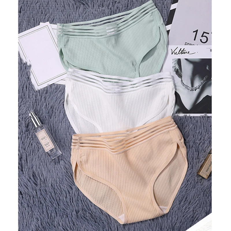 

Hot 2018 New Cotton Panties Female Lace Black White Soft Breathable Briefs Women Sexy Underwear