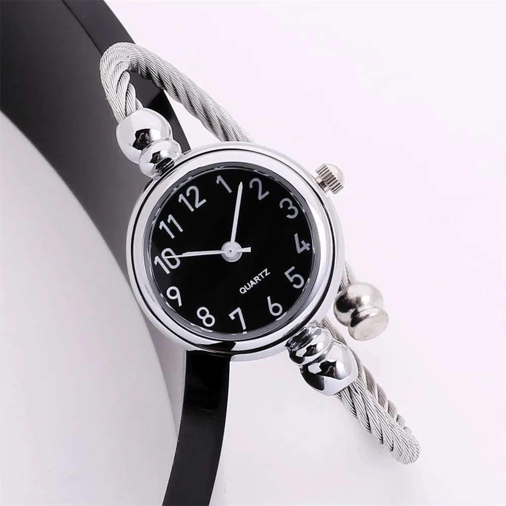

Exquisite Small Simple Top brand Glass Mirror Bracelet Watch Girl Circular Analog Quartz Watch Mini Design Wristwatches Clock Q