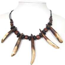 Племенной этнический настоящий кабан зуб Клык деревянные бусины и натуральная кожа амулет кулон с регулировкой