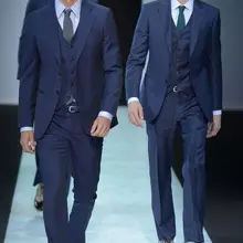 Модные итальянские Стиль Темно-синие человек костюм Индивидуальный заказ жениха Смокинги для женихов Slim Fit Мужские Нарядные Костюмы для свадьбы дружки одежда(куртка+ Брюки для девочек+ жилет