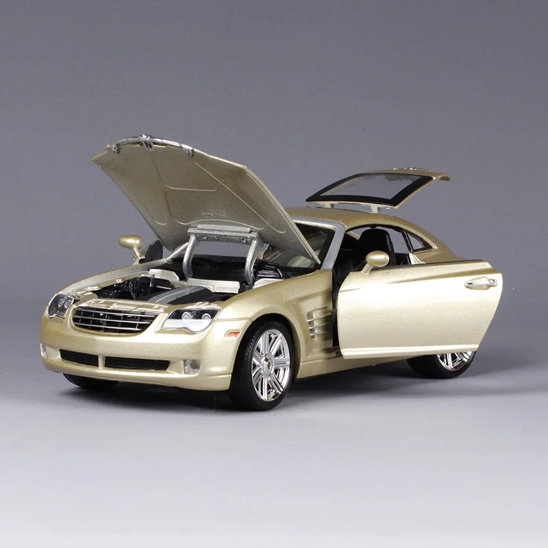 Maisto 1:18 Chrysler crossfire серебристо золотой автомобиль высокого уровня драгоценная