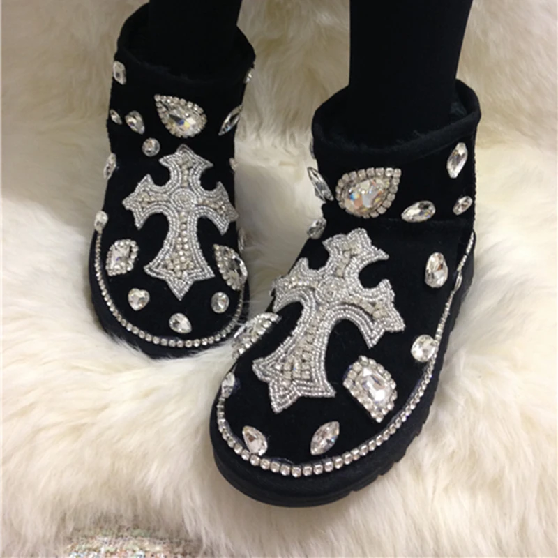 

Snow Boots Woman Rhinestone Winter Luxury sequins crystal women's bling bling Snow Boots warm Shiny fashion Winter Shoes